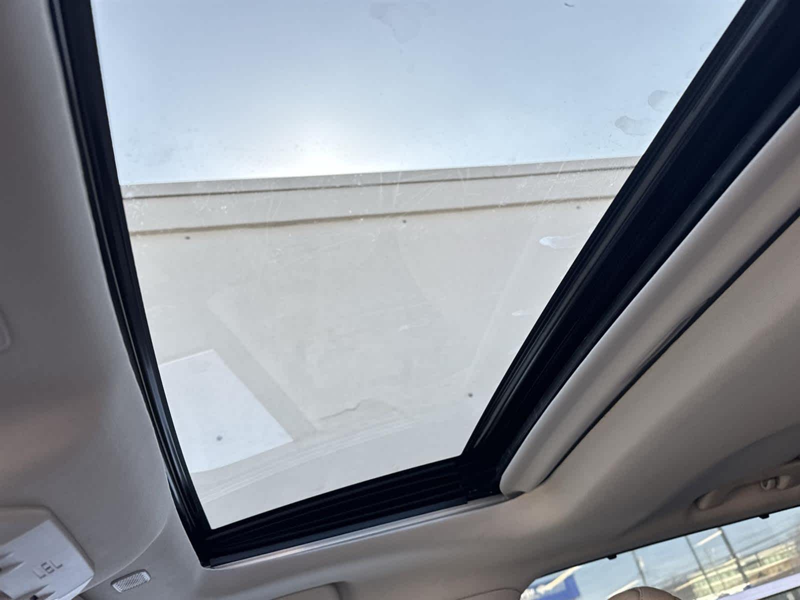 Thumbnail: 2023 Toyota Highlander - 13