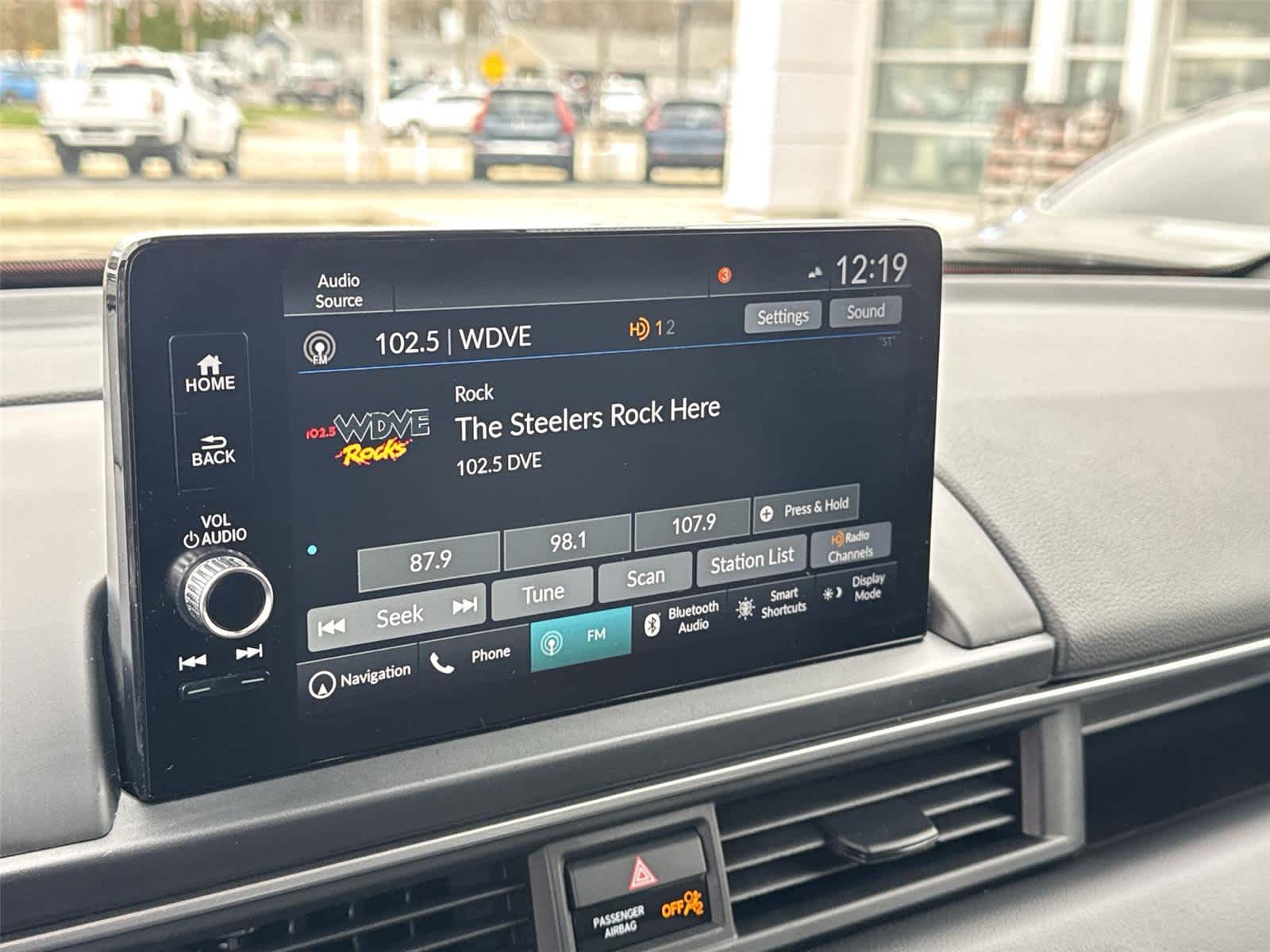 Thumbnail: 2025 Honda Pilot - 25