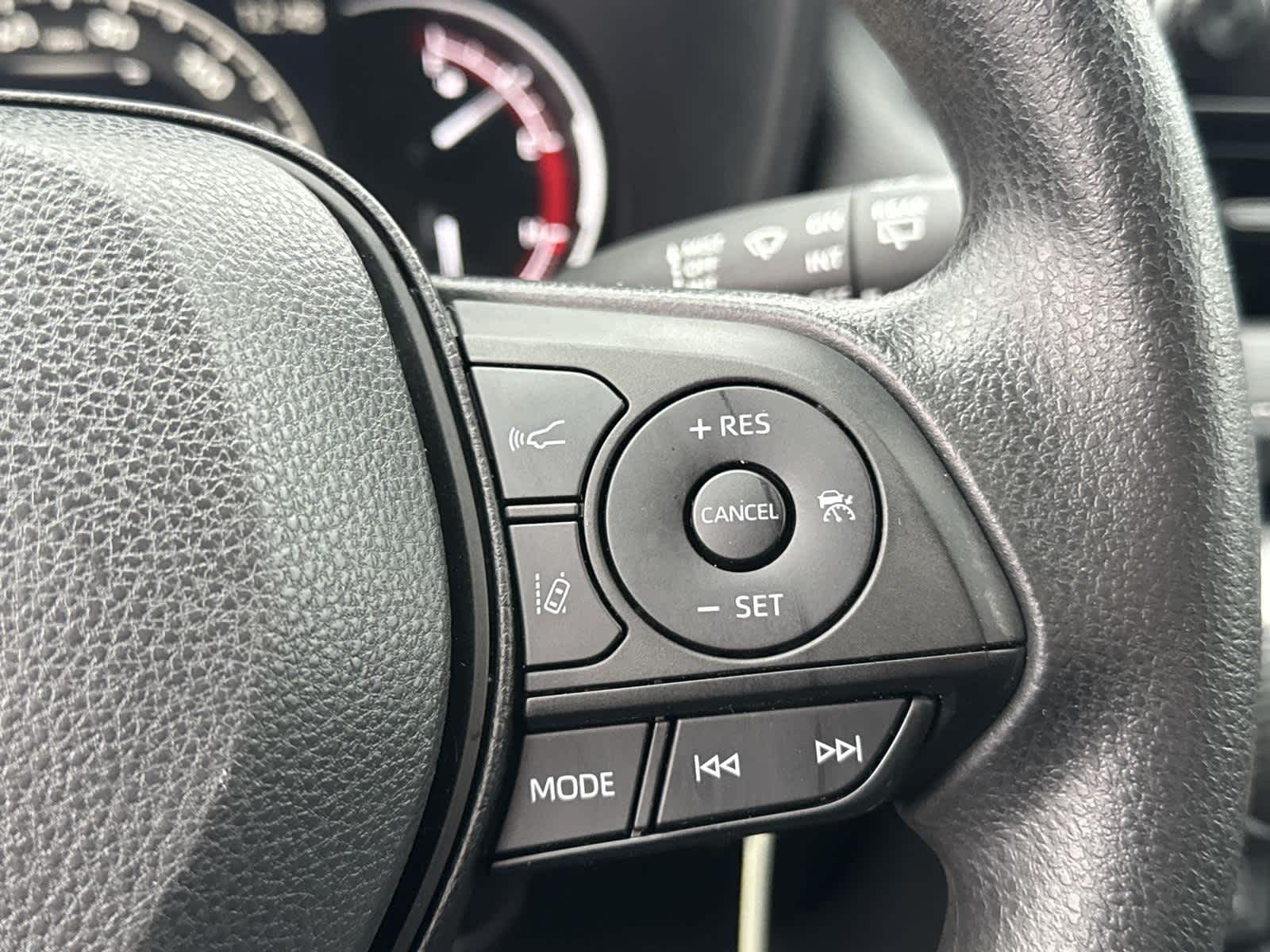 Thumbnail: 2024 Toyota RAV4 - 18