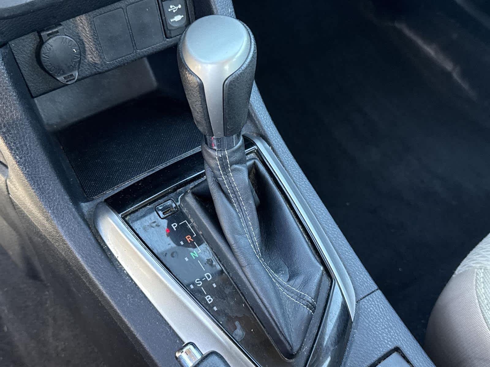 Thumbnail: 2014 Toyota Corolla - 25