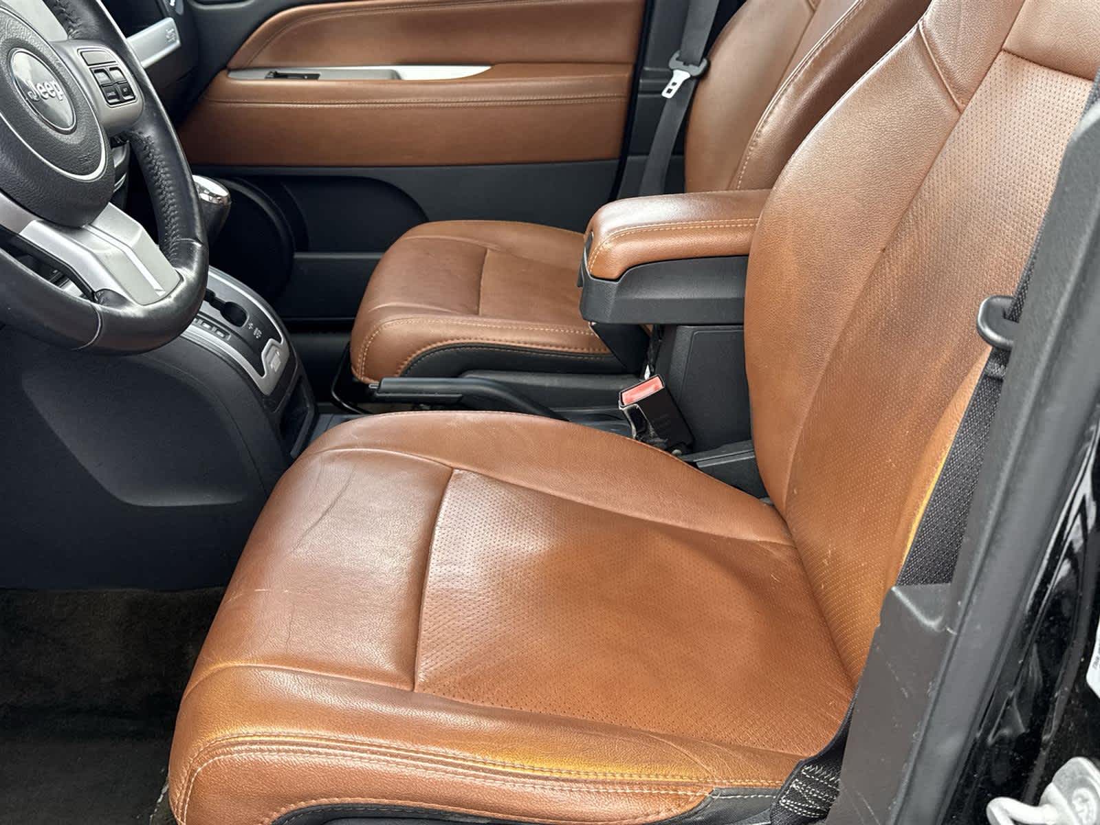 Thumbnail: 2016 Jeep Compass - 13