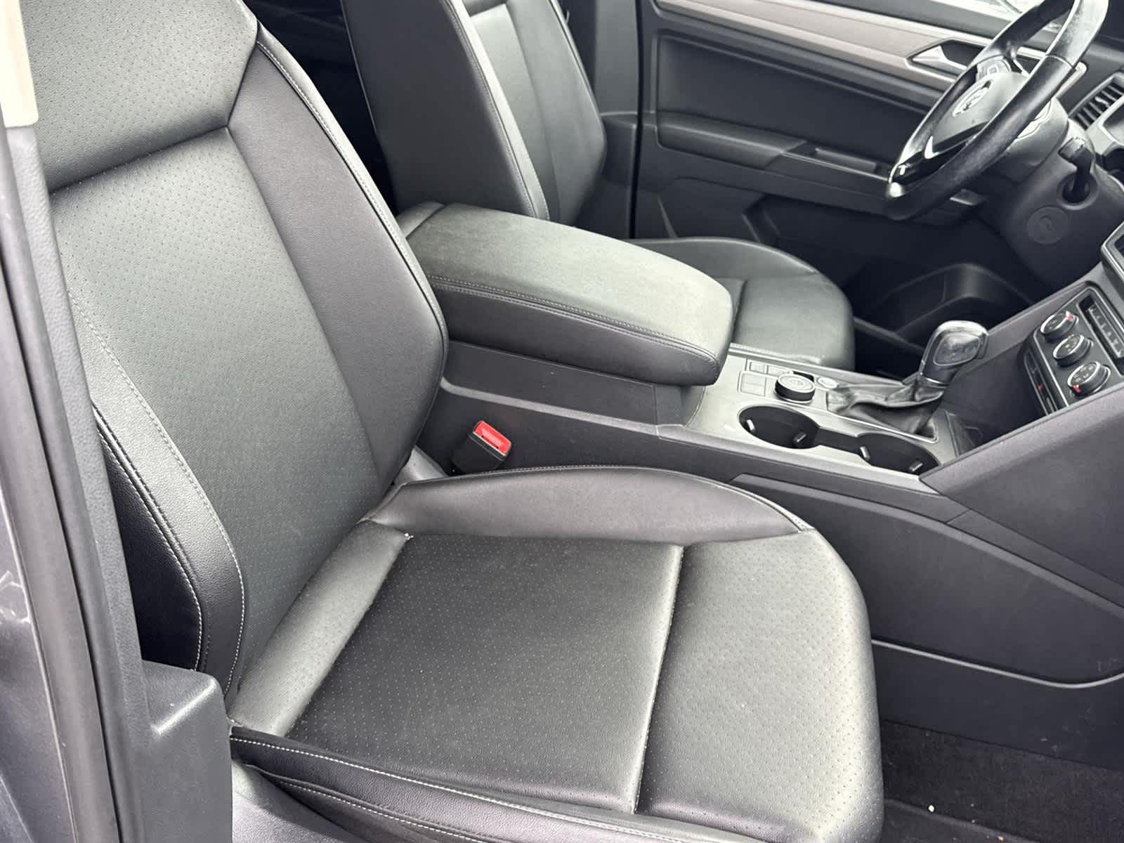 Thumbnail: 2018 Volkswagen Atlas - 16