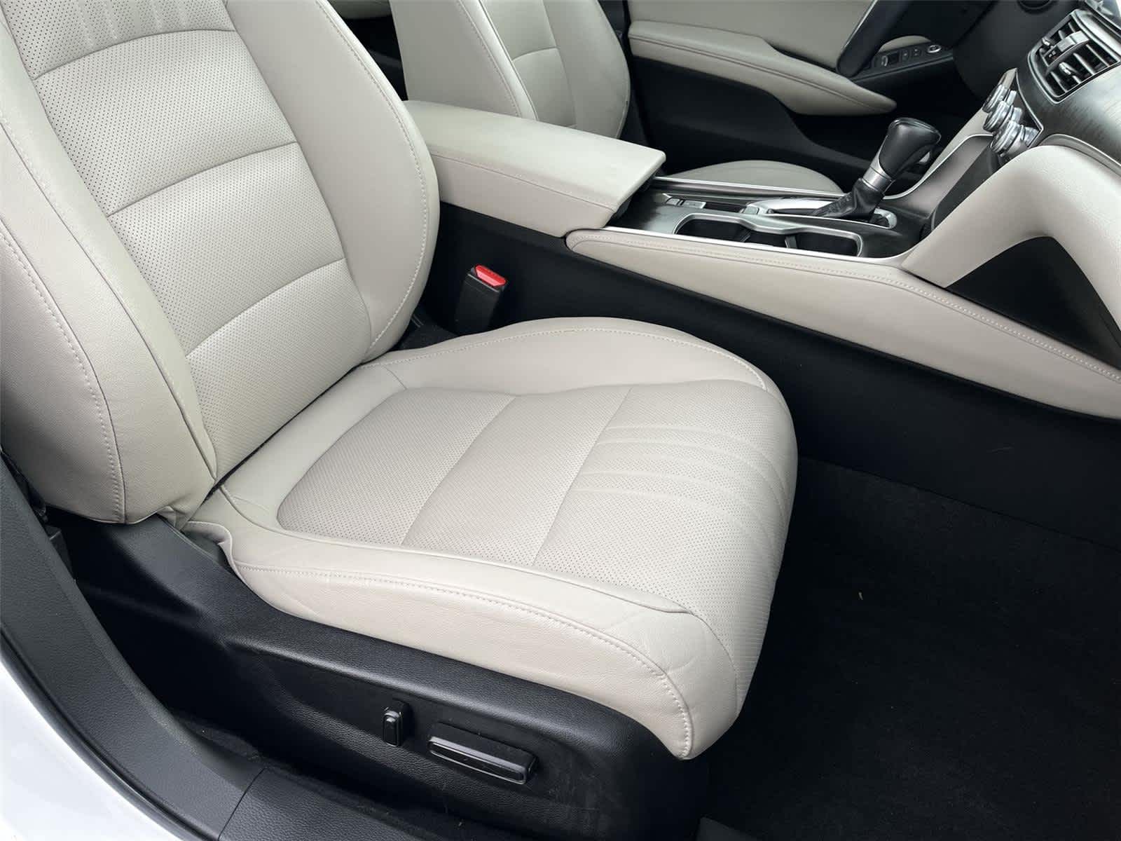 Thumbnail: 2019 Honda Accord - 20