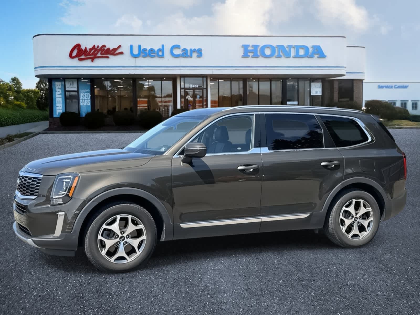 Thumbnail: 2020 Kia Telluride - 3