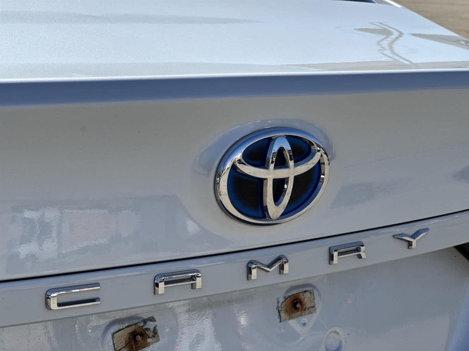 Thumbnail: 2020 Toyota Camry - 11