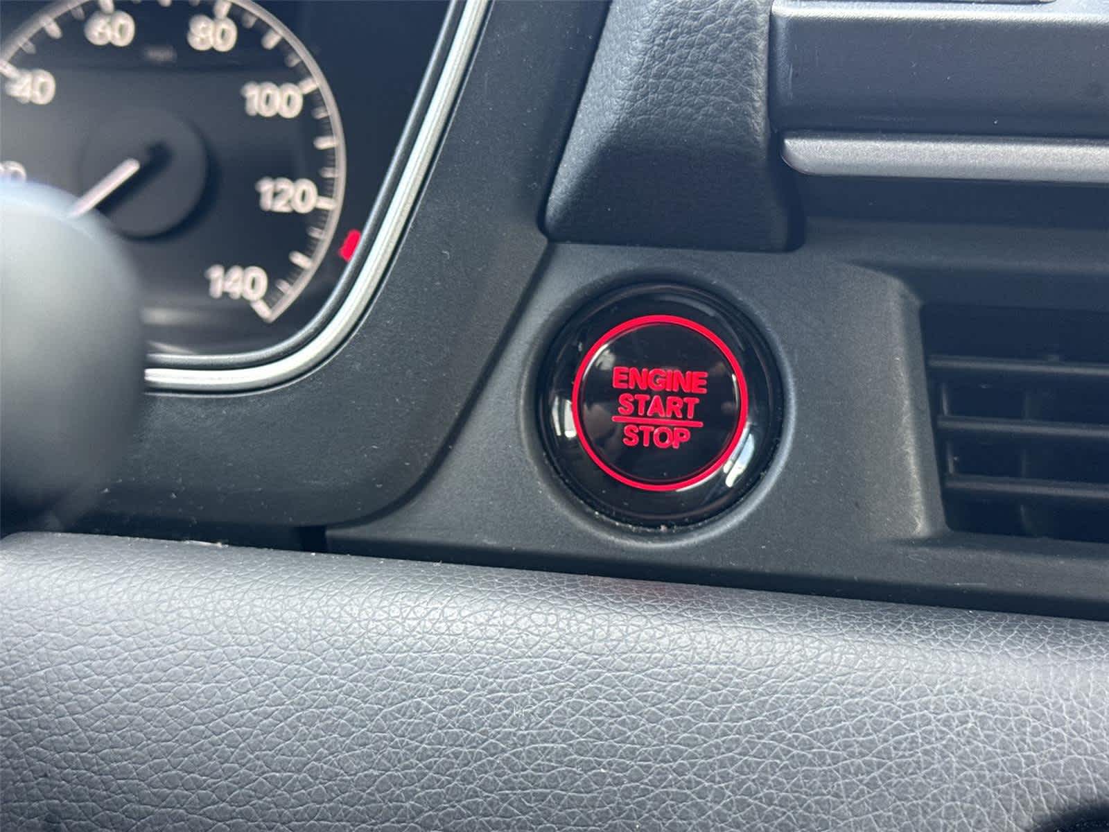 Thumbnail: 2023 Honda Pilot - 32