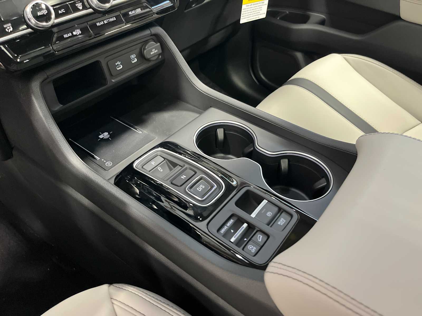 Thumbnail: 2026 Honda Pilot - 16