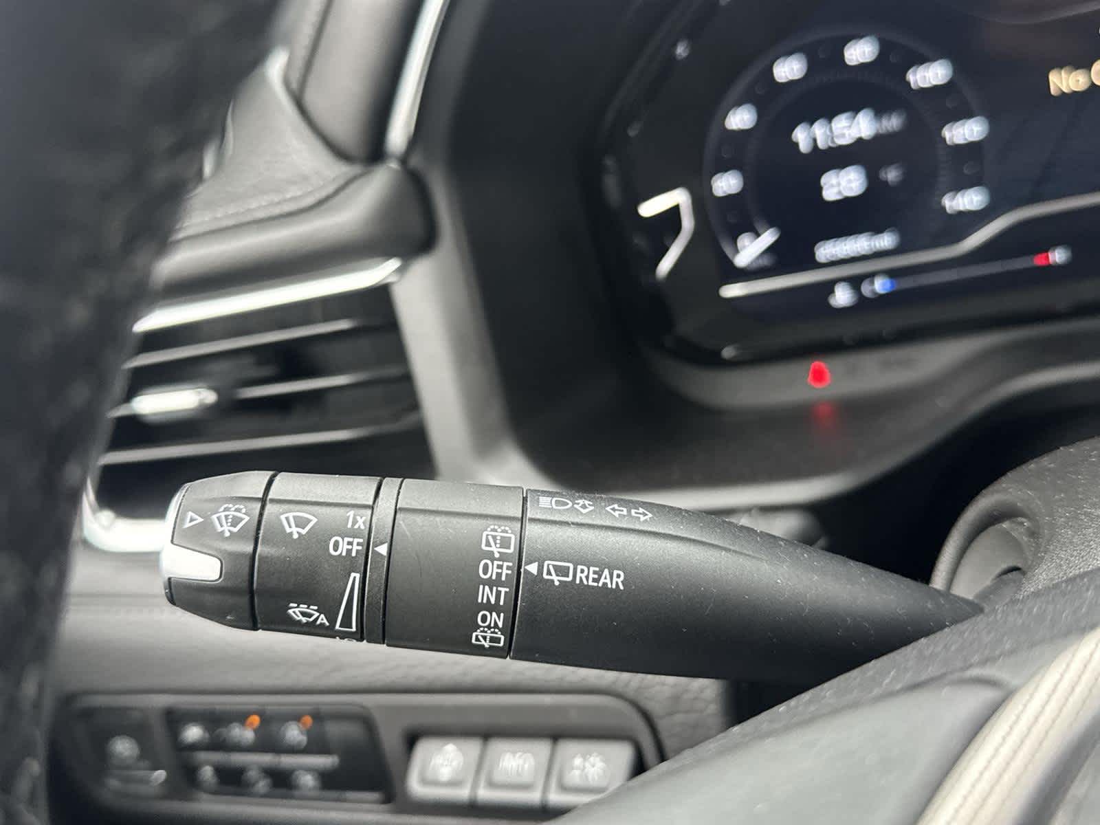 Thumbnail: 2023 GMC Yukon XL - 23