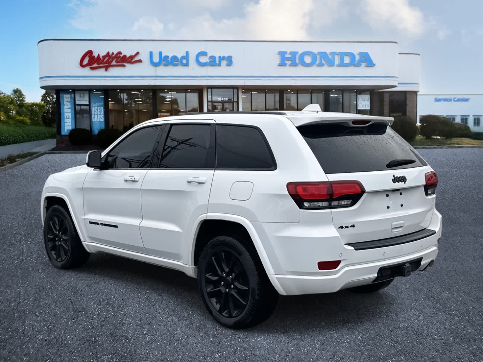 Thumbnail: 2021 Jeep Grand Cherokee - 3
