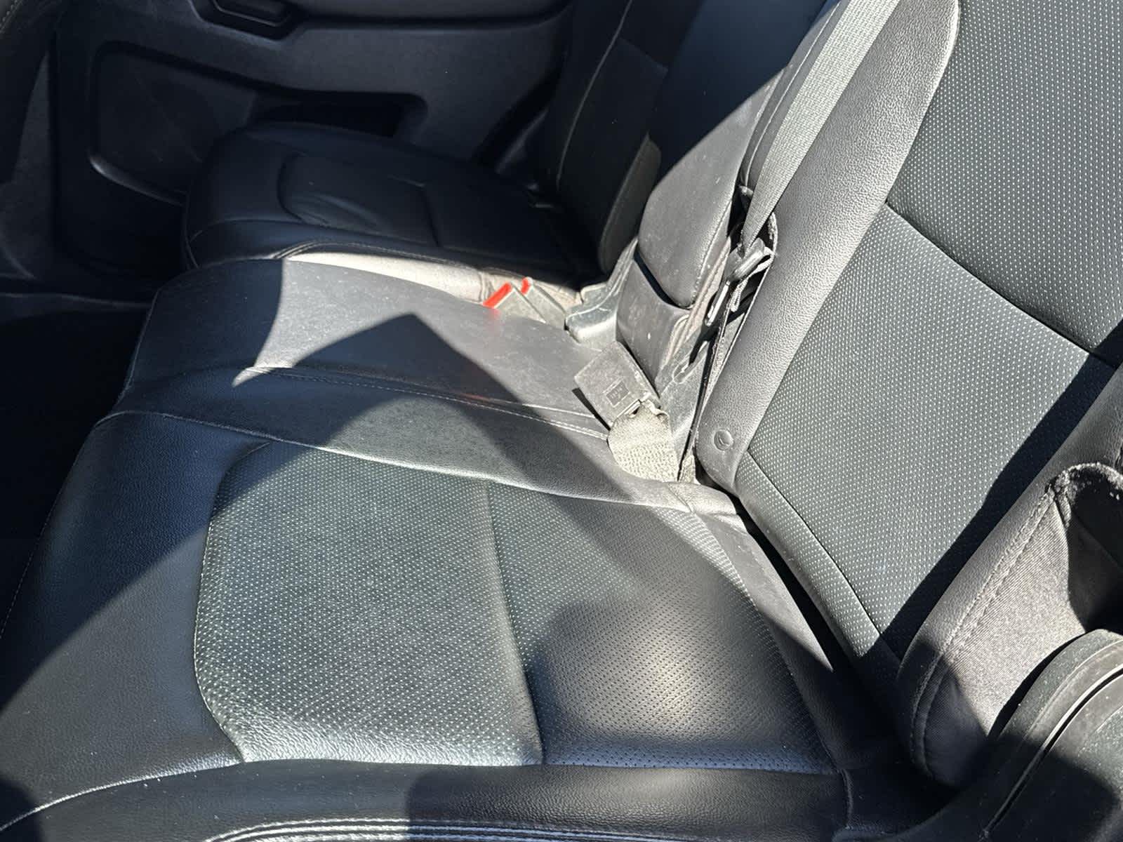 Thumbnail: 2019 Ford Explorer - 14