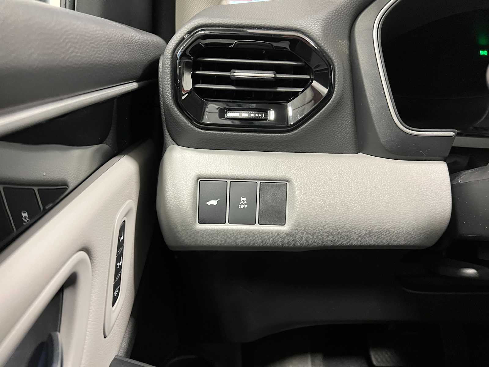 Thumbnail: 2025 Honda Pilot - 17