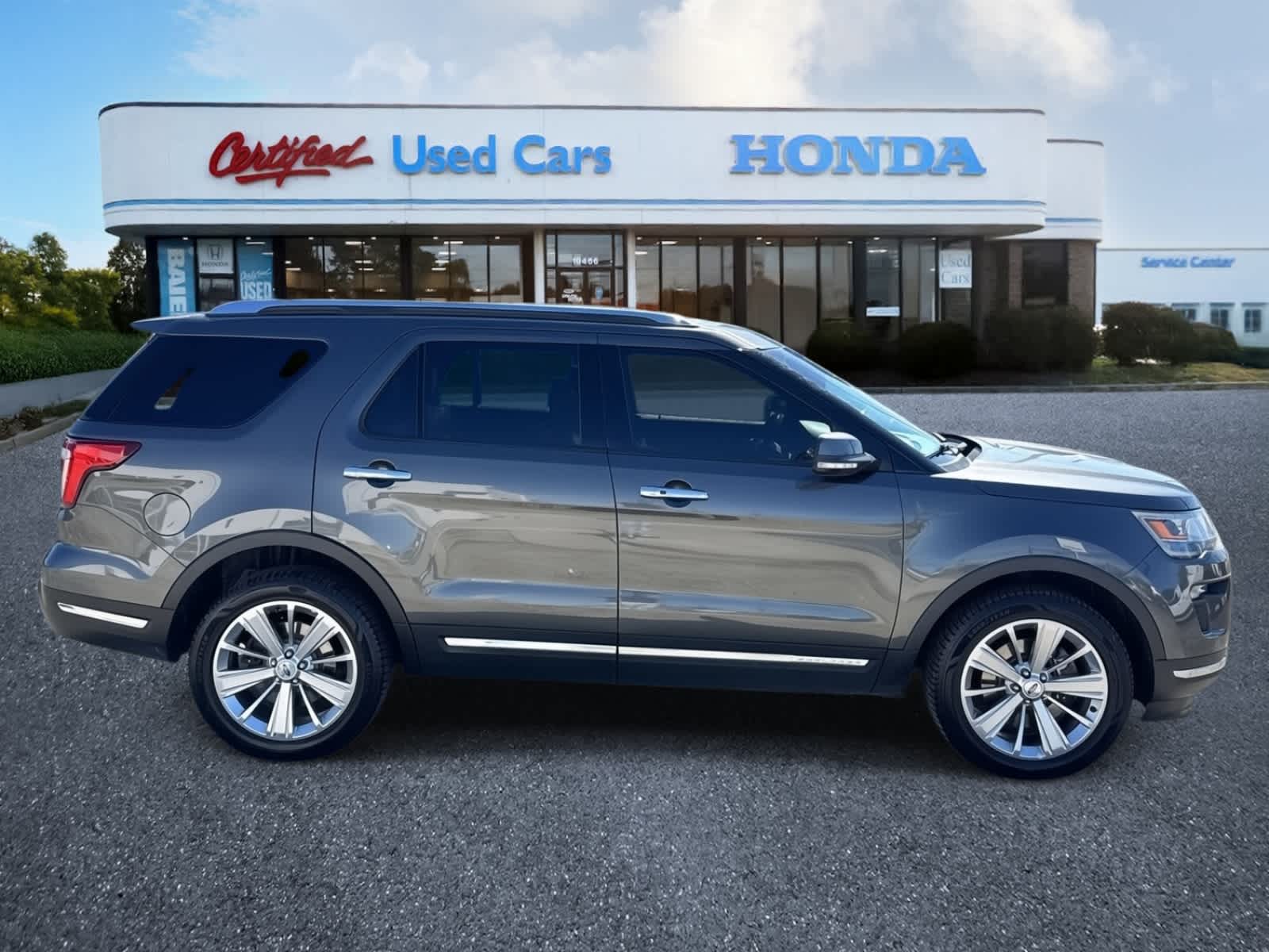 Thumbnail: 2019 Ford Explorer - 6