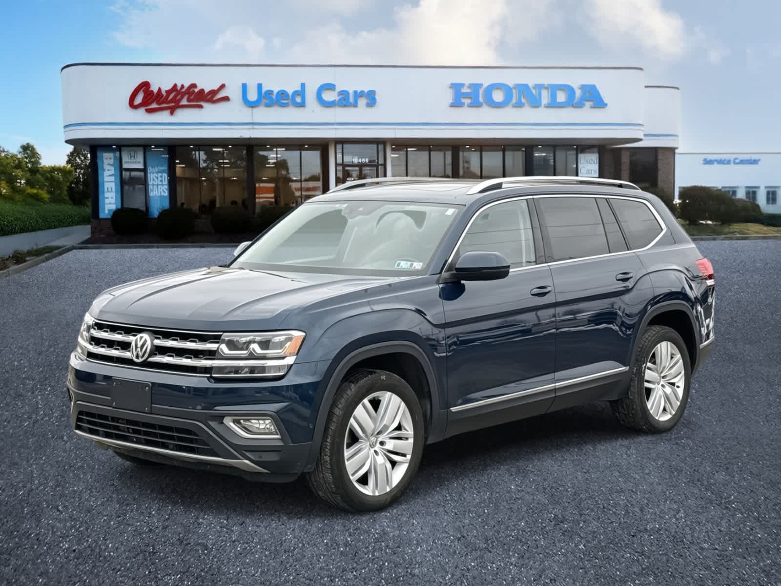 Thumbnail: 2018 Volkswagen Atlas - 1