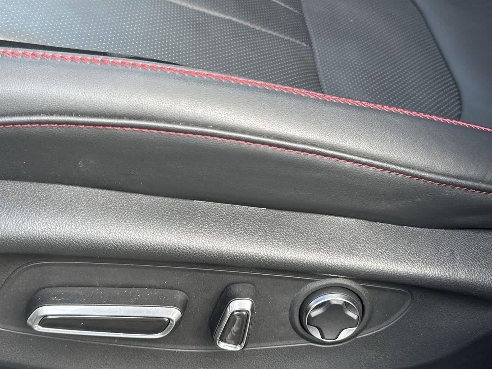 Thumbnail: 2025 Acura ADX - 13