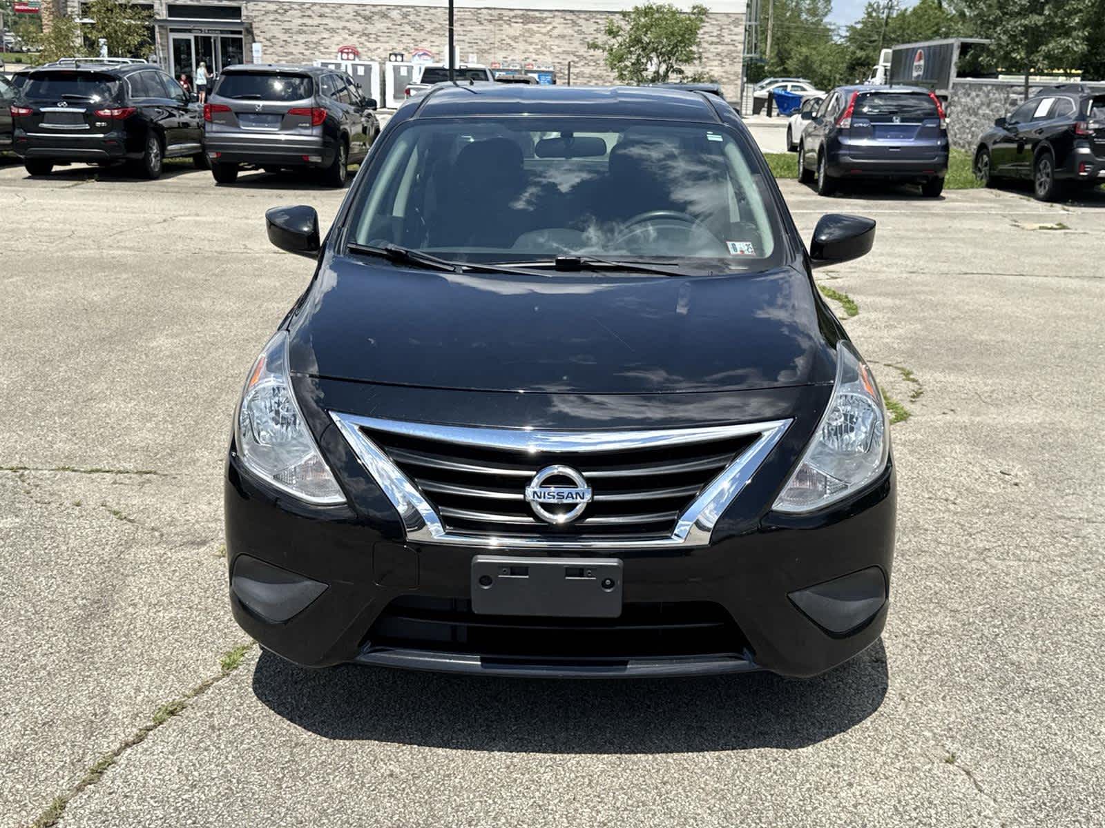 Thumbnail: 2019 Nissan Versa - 9