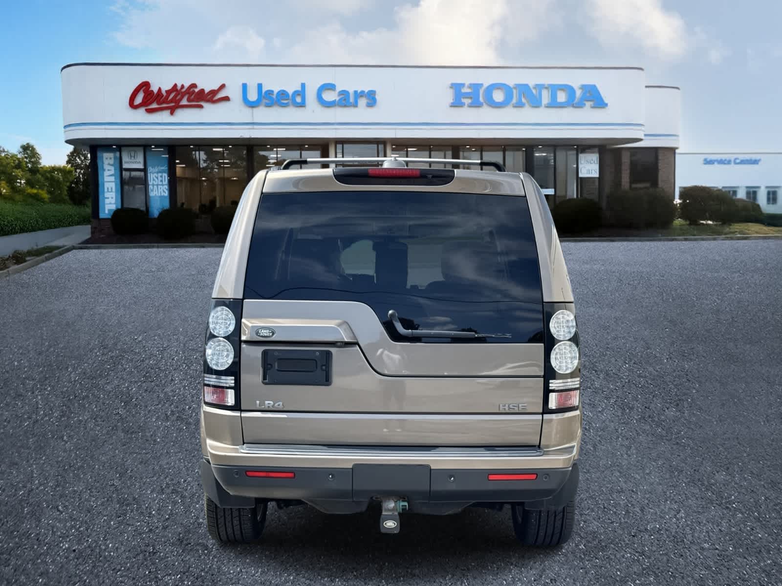 Thumbnail: 2015 Land Rover LR4 - 4