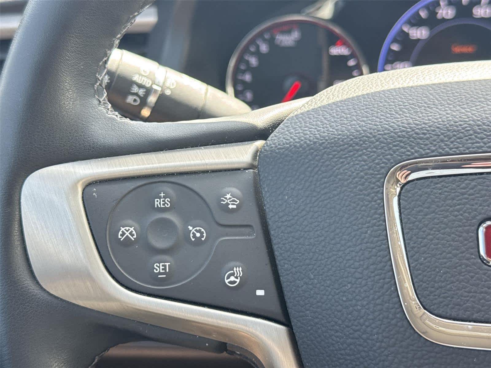 Thumbnail: 2023 GMC Acadia - 17