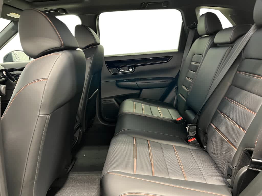 2025 Honda CR-V Sport Touring 31