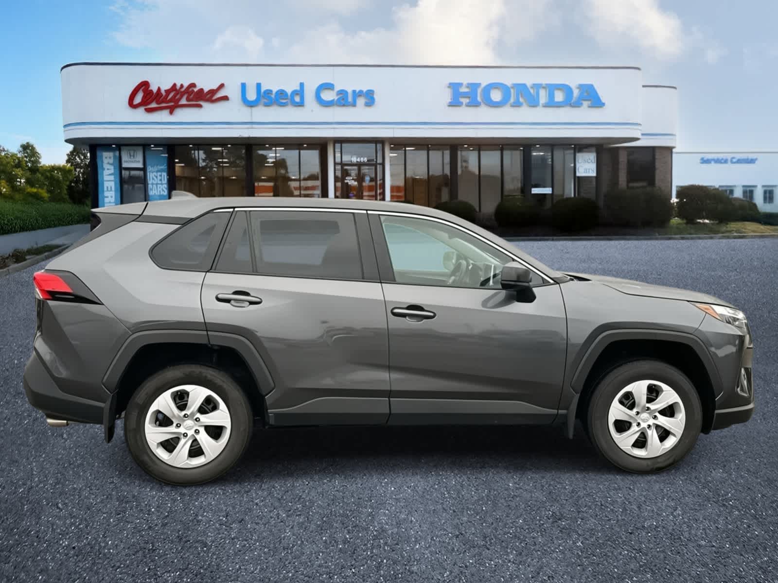 Thumbnail: 2024 Toyota RAV4 - 6