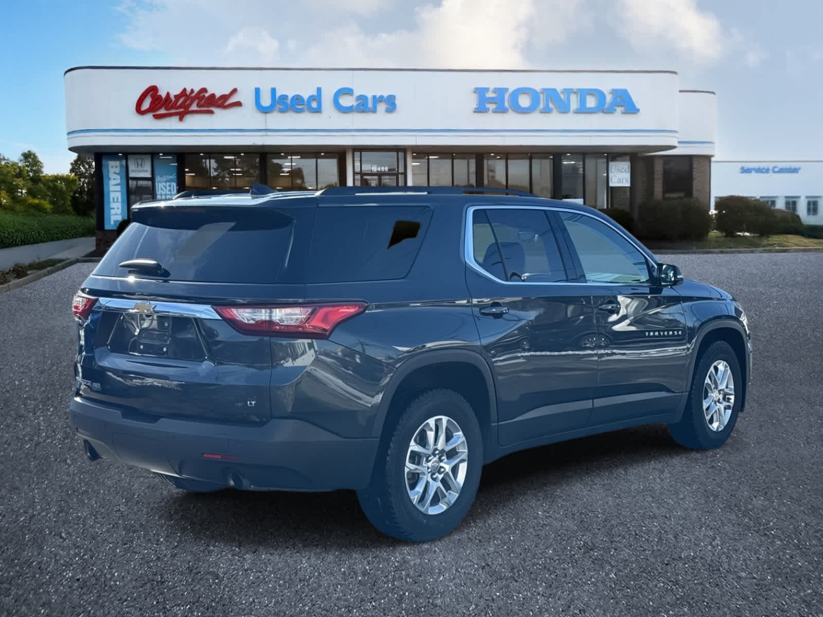 Thumbnail: 2019 Chevrolet Traverse - 5