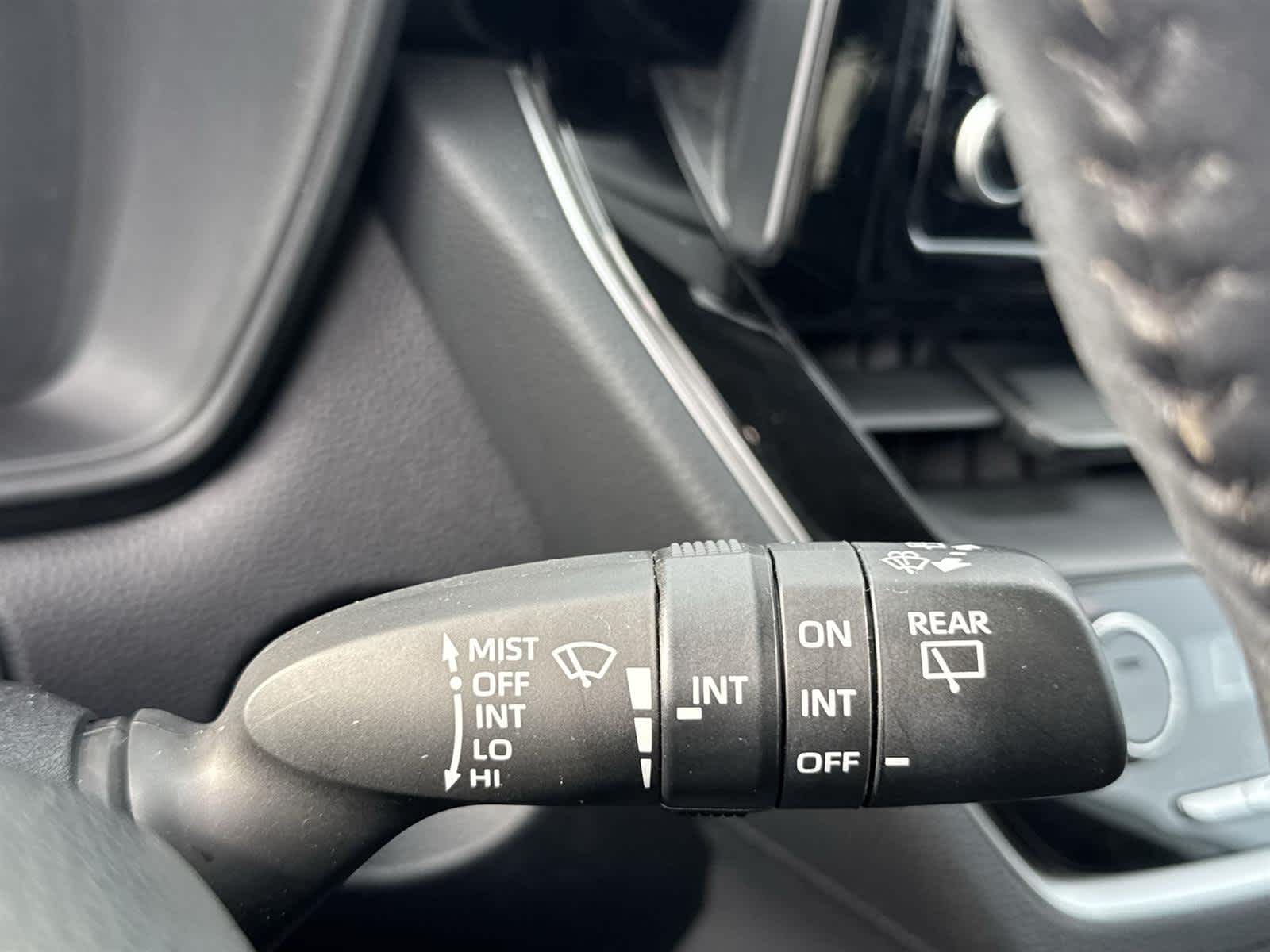 Thumbnail: 2022 Toyota Corolla Cross - 20