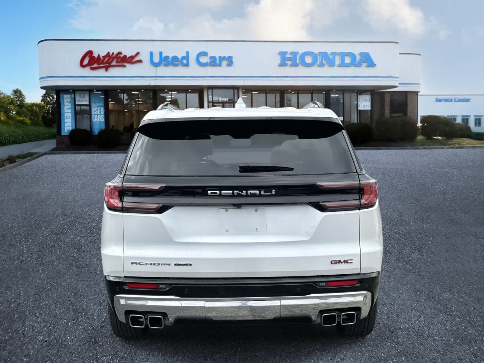 2024 Gmc Acadia Denali photo 4