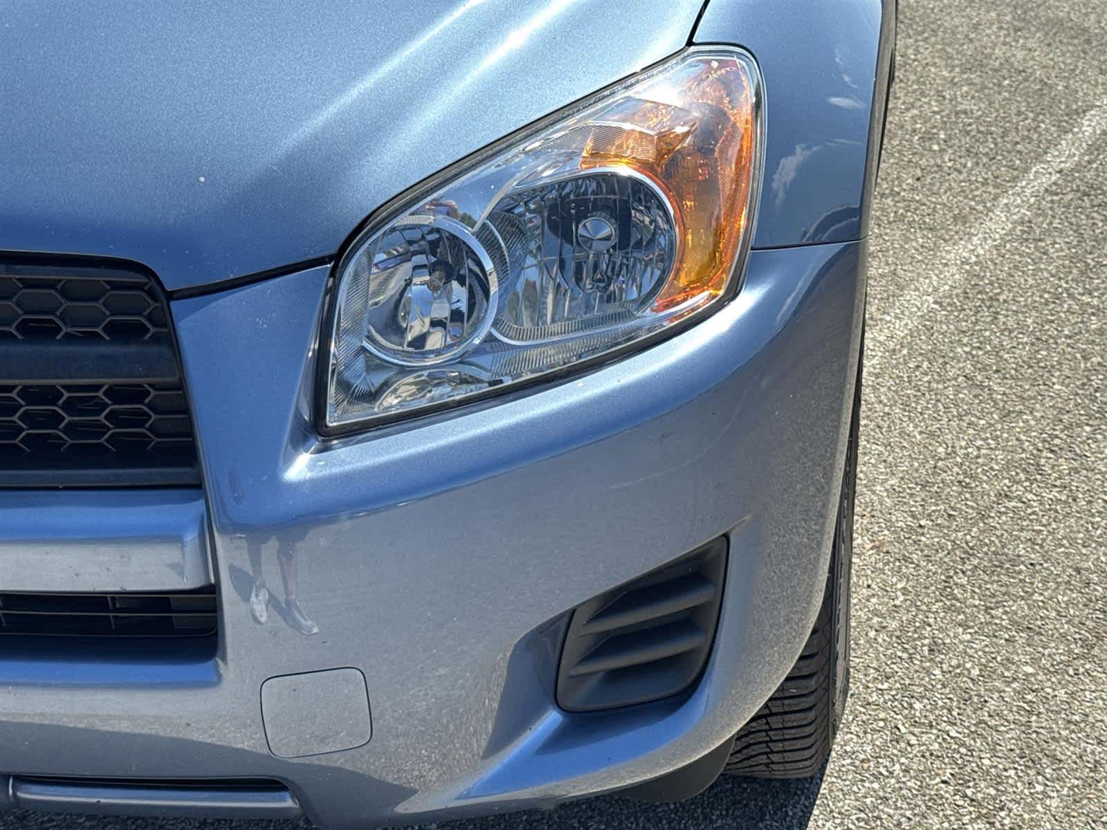 Thumbnail: 2012 Toyota RAV4 - 9