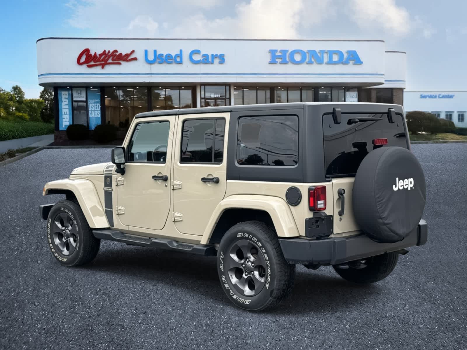 Thumbnail: 2017 Jeep Wrangler - 4