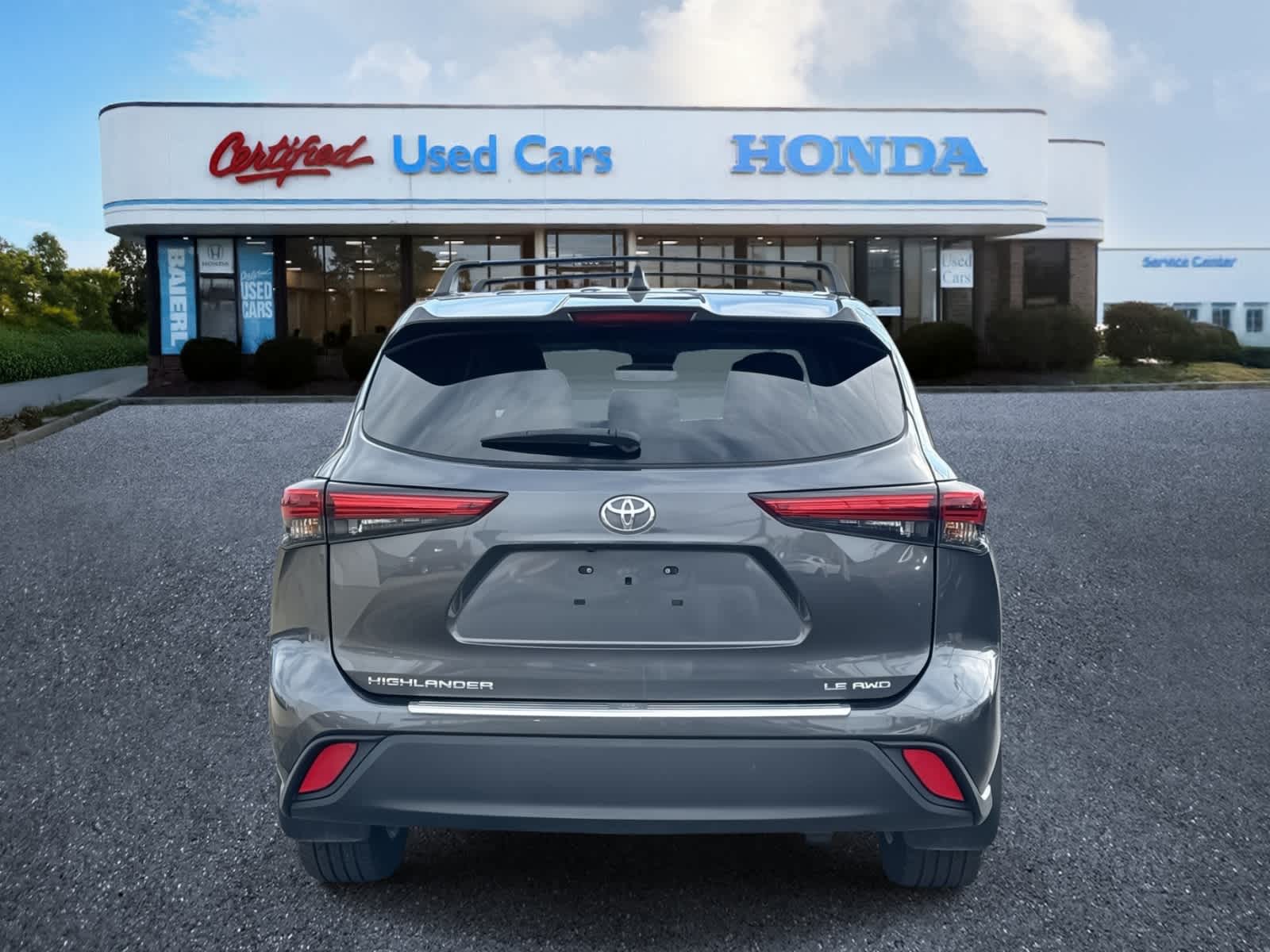 Thumbnail: 2022 Toyota Highlander - 4
