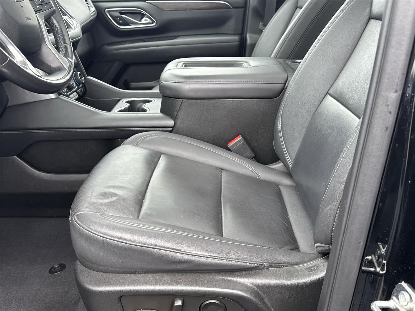 Thumbnail: 2023 Chevrolet Suburban - 13