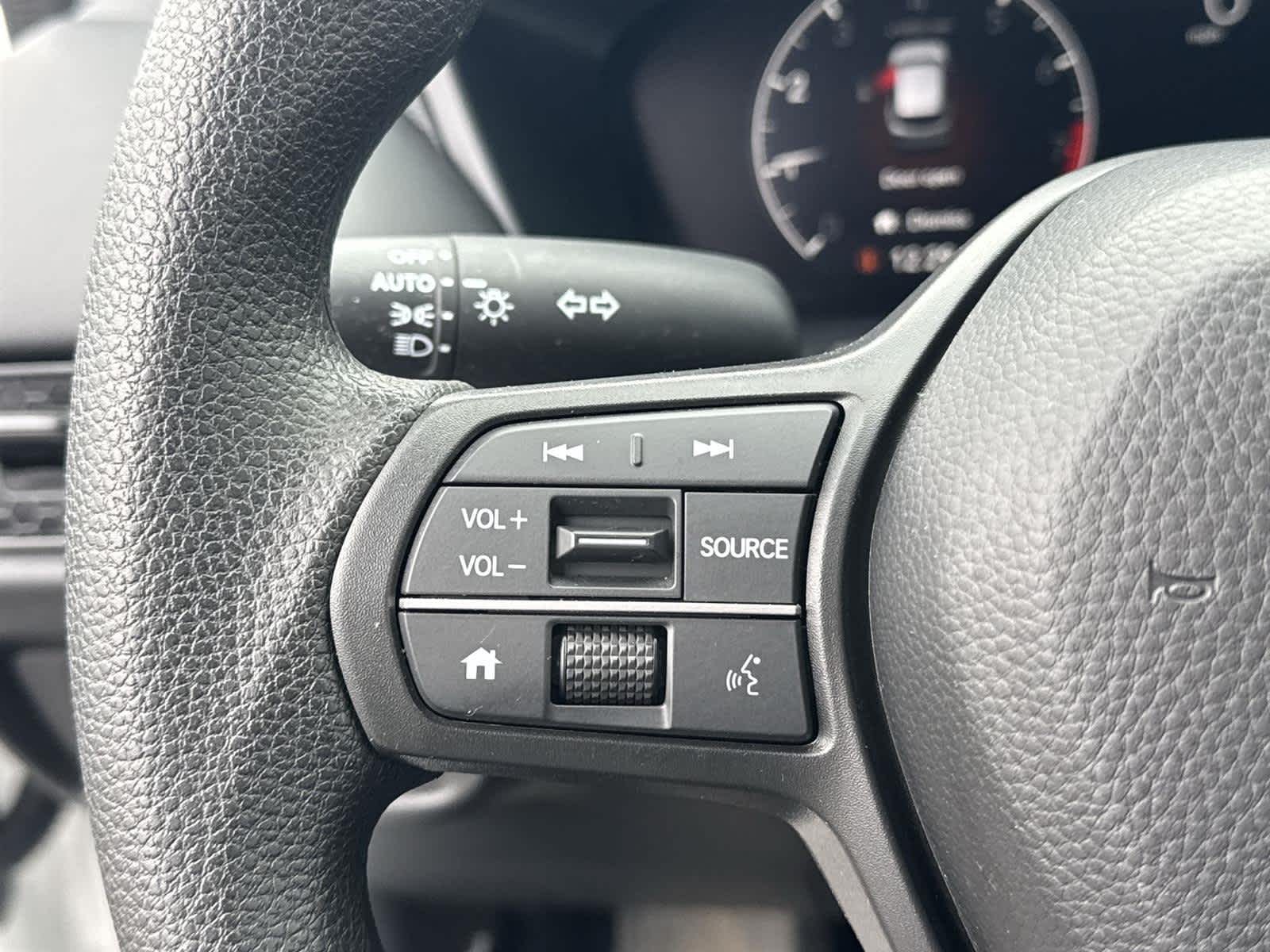 Thumbnail: 2025 Honda HR-V - 18