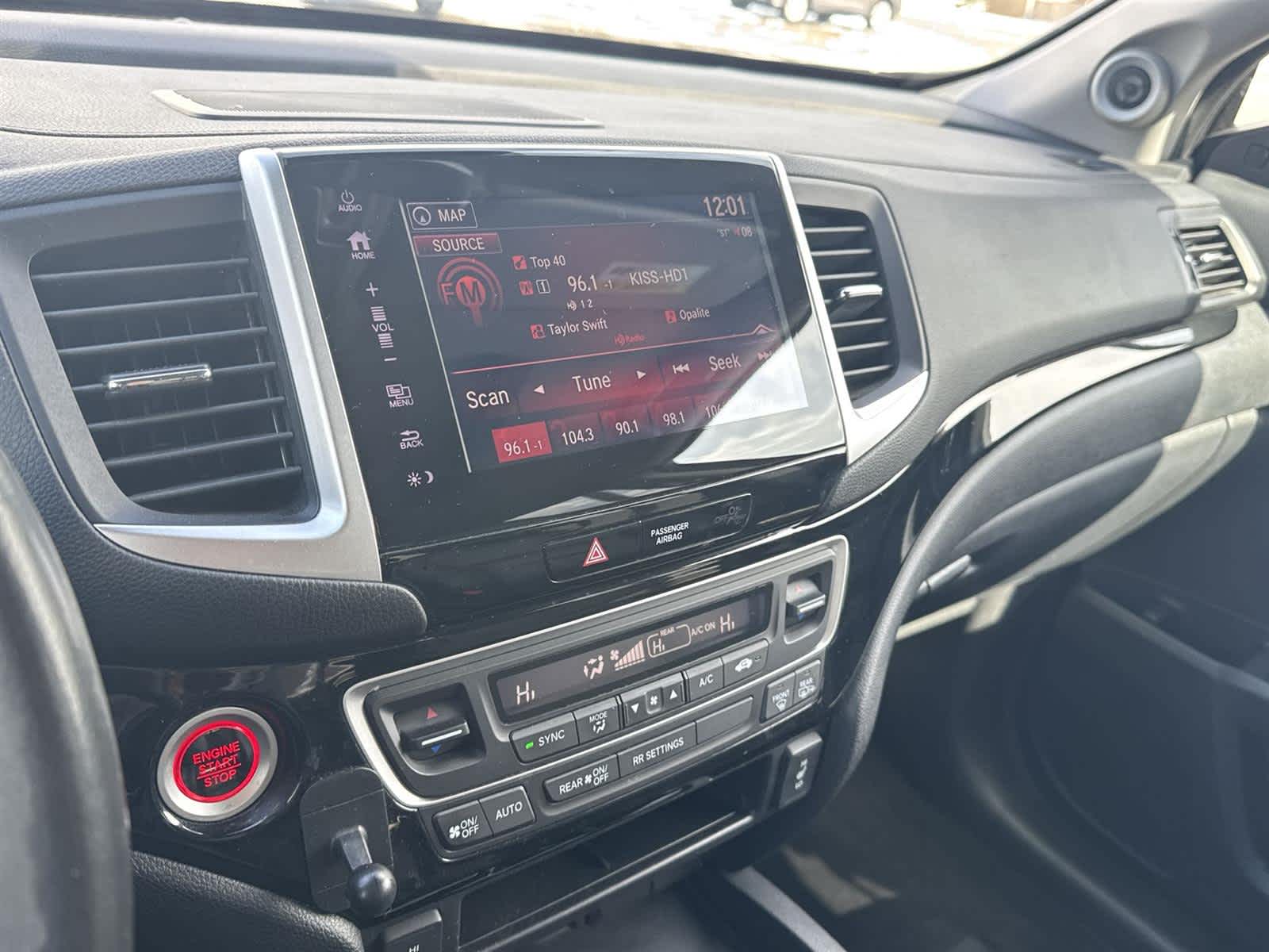 Thumbnail: 2019 Honda Ridgeline - 22