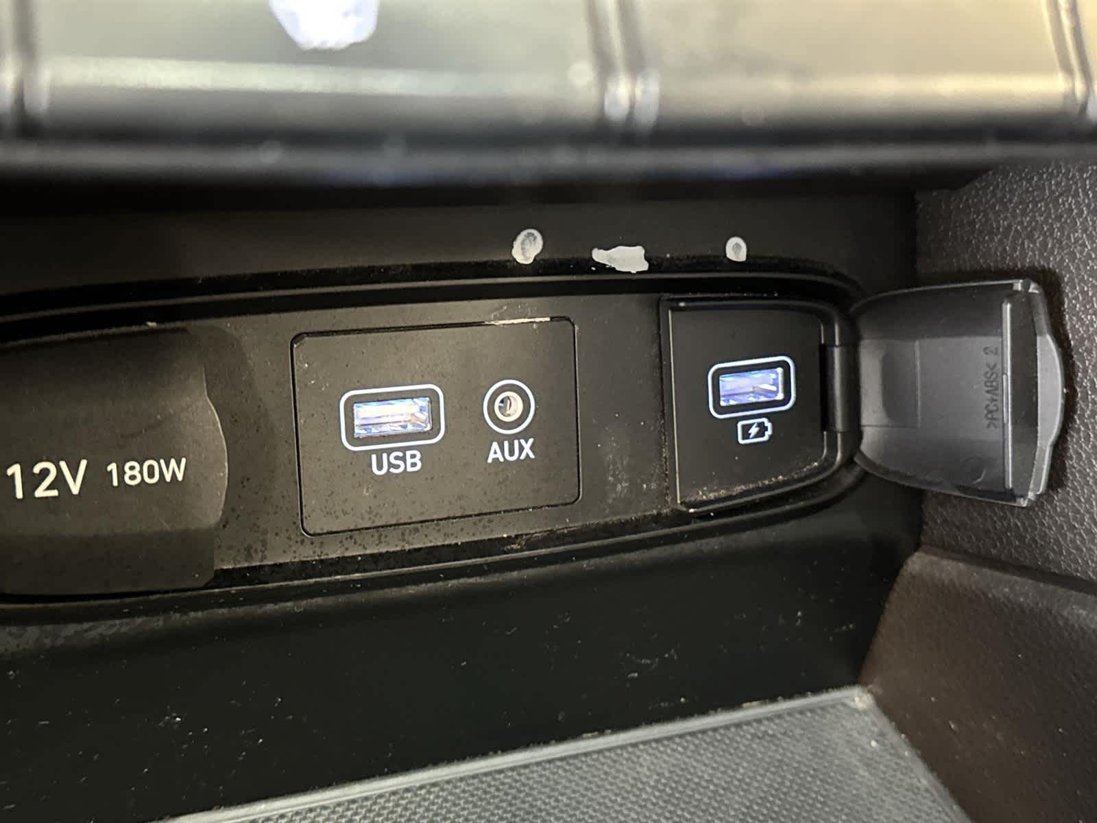 Thumbnail: 2019 Hyundai Santa Fe - 30