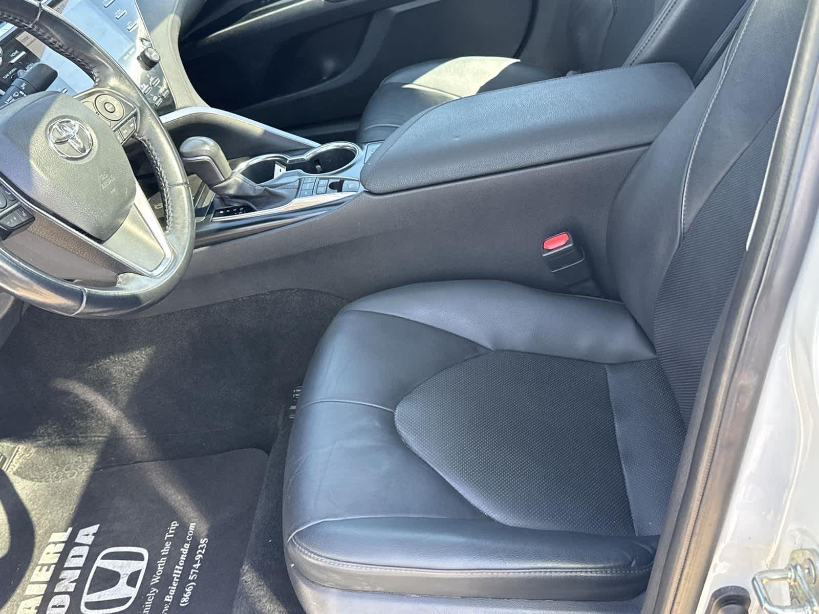 Thumbnail: 2020 Toyota Camry - 13