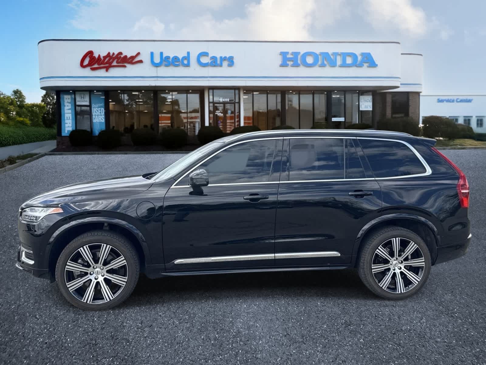 Thumbnail: 2023 Volvo XC90 - 2