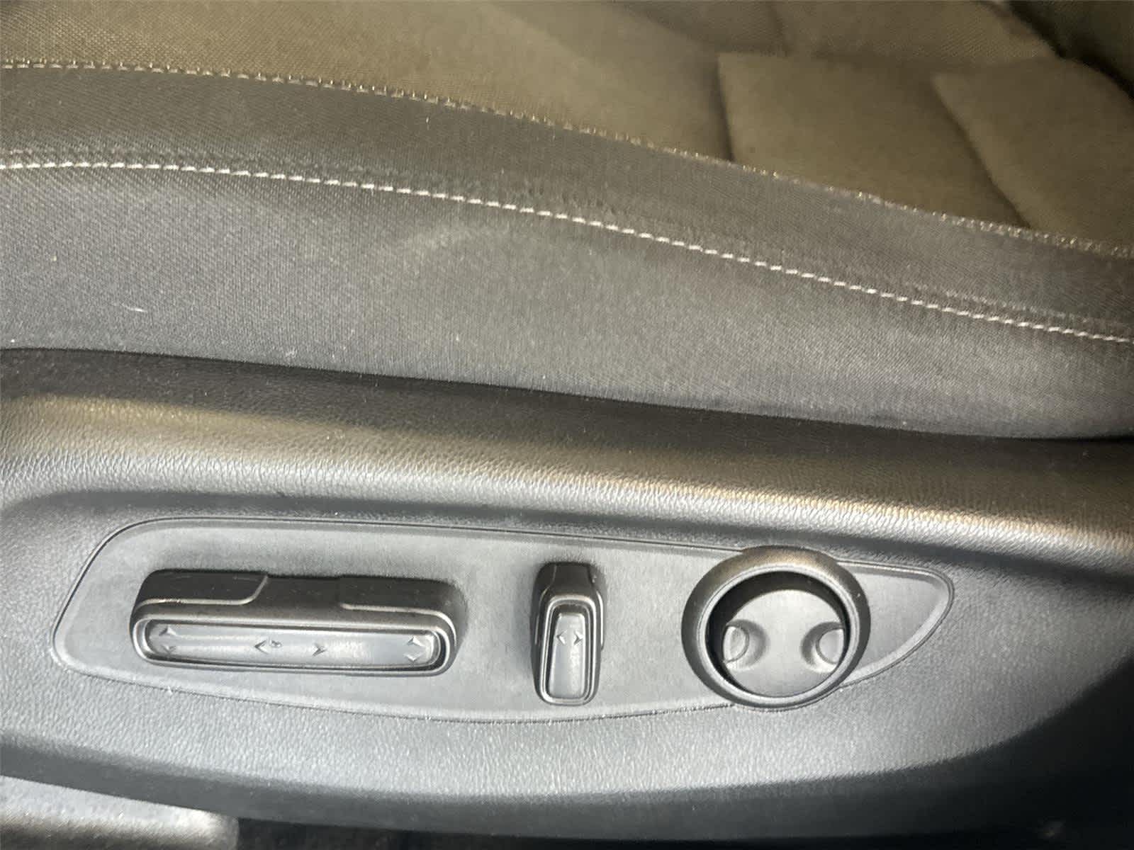 Thumbnail: 2023 Honda CR-V - 12