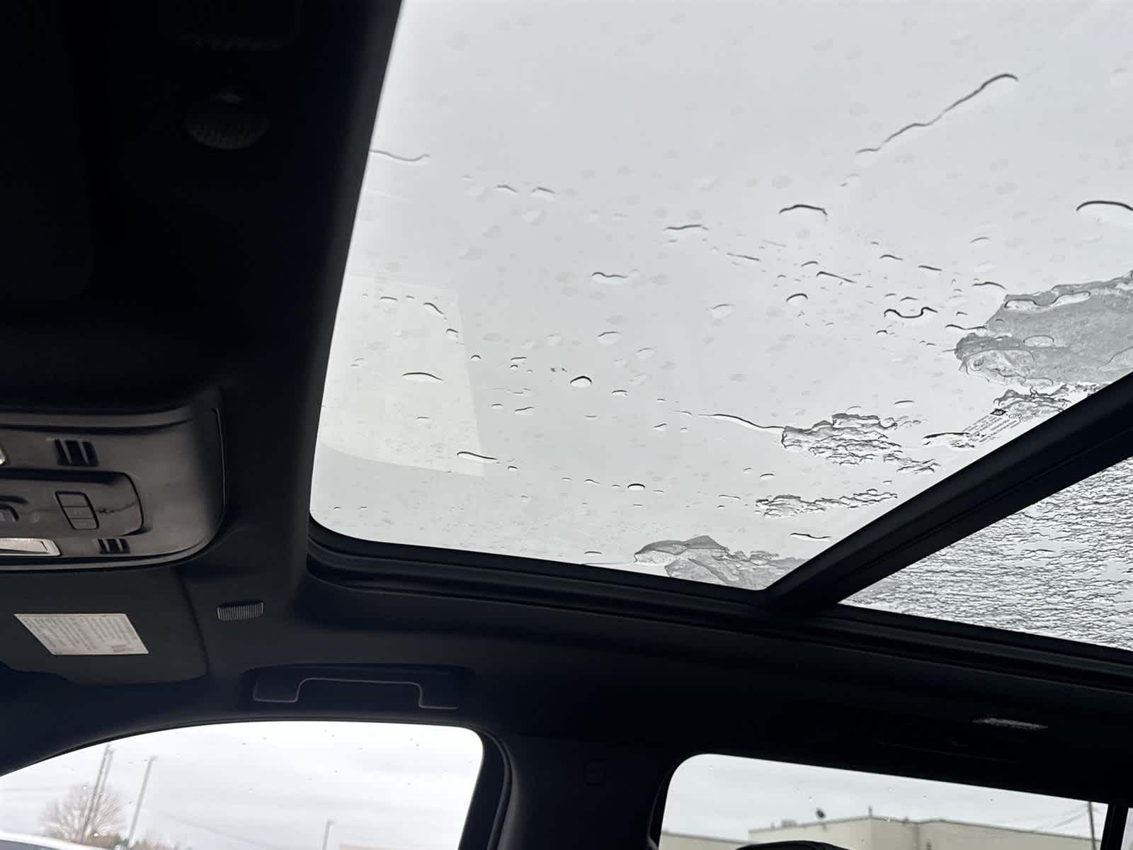 Thumbnail: 2023 GMC Yukon XL - 15