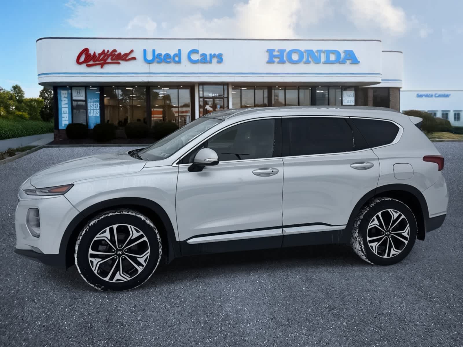Thumbnail: 2019 Hyundai Santa Fe - 2