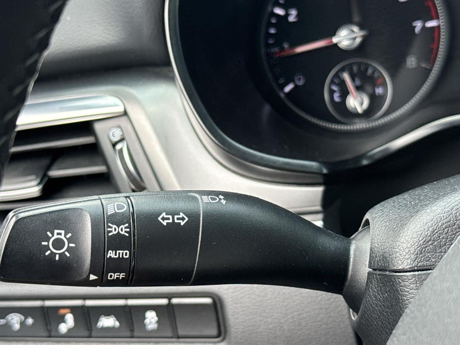 2022 Kia Telluride S 23