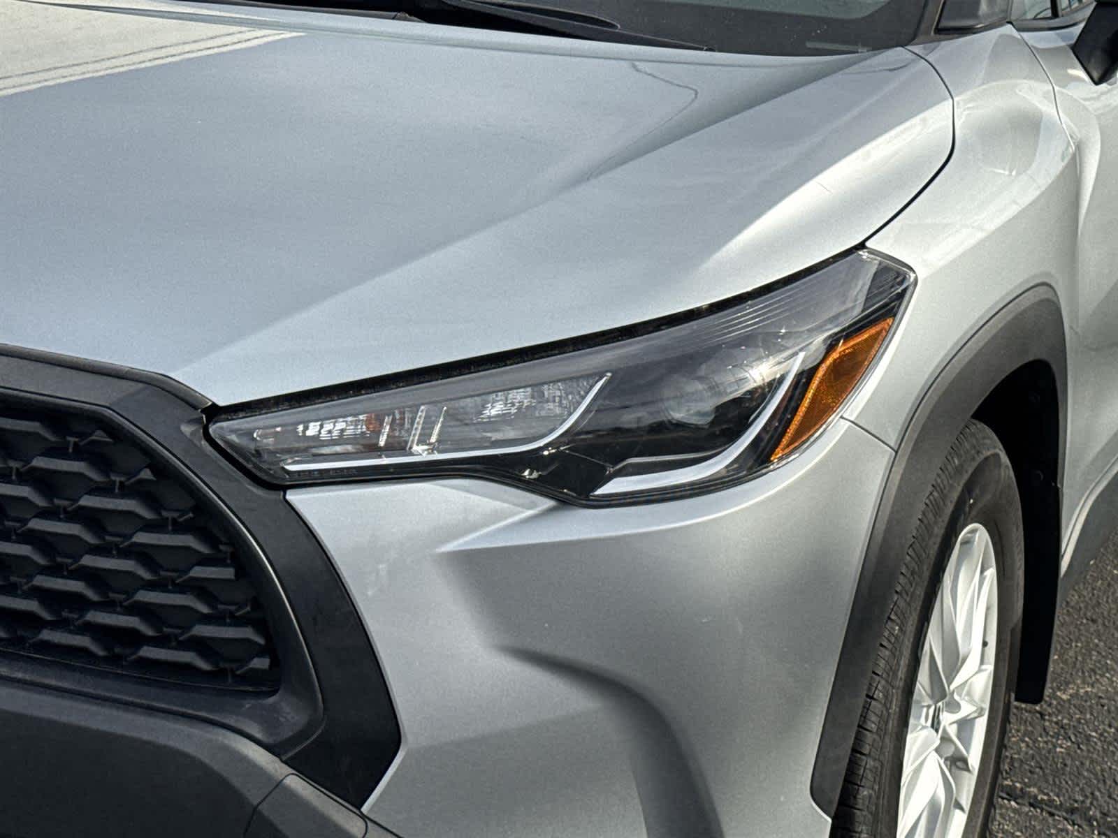 Thumbnail: 2022 Toyota Corolla Cross - 9