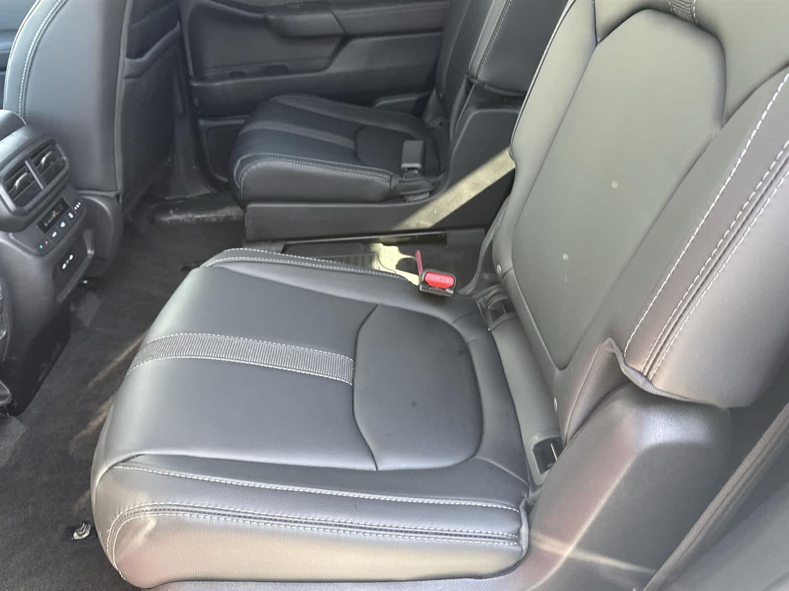 Thumbnail: 2025 Honda Pilot - 13