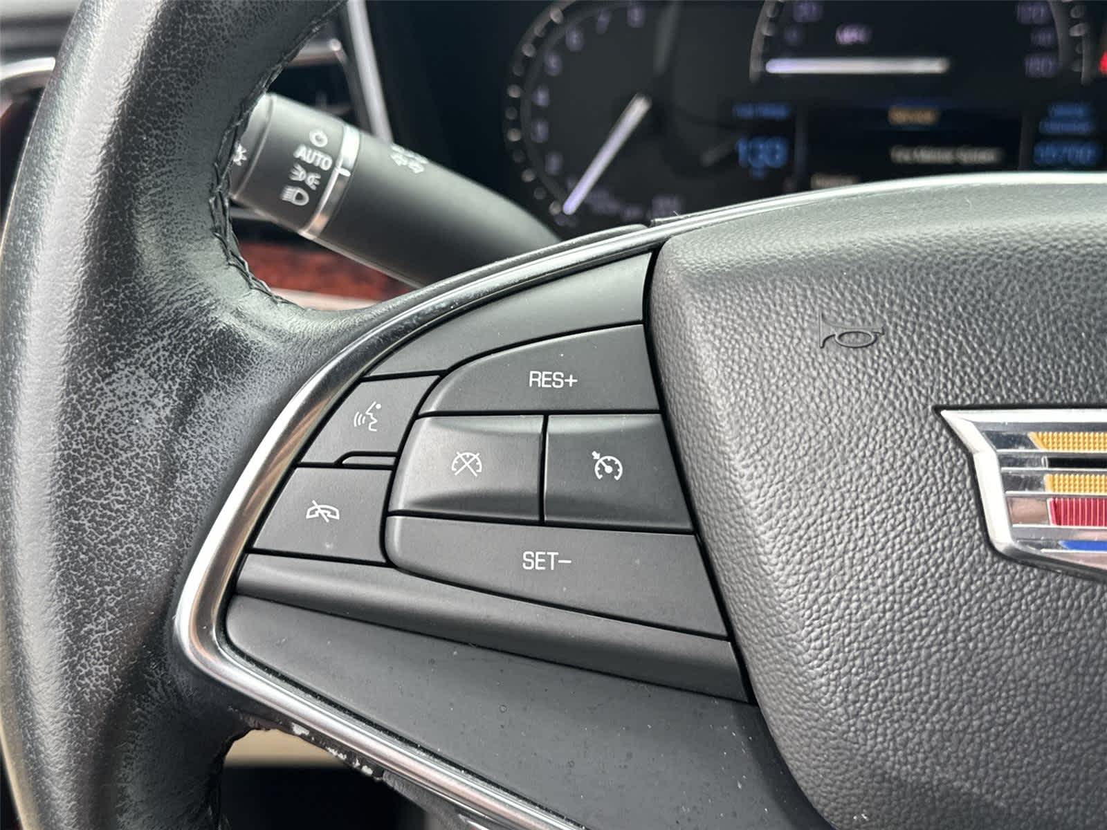 Thumbnail: 2019 Cadillac XT5 - 19