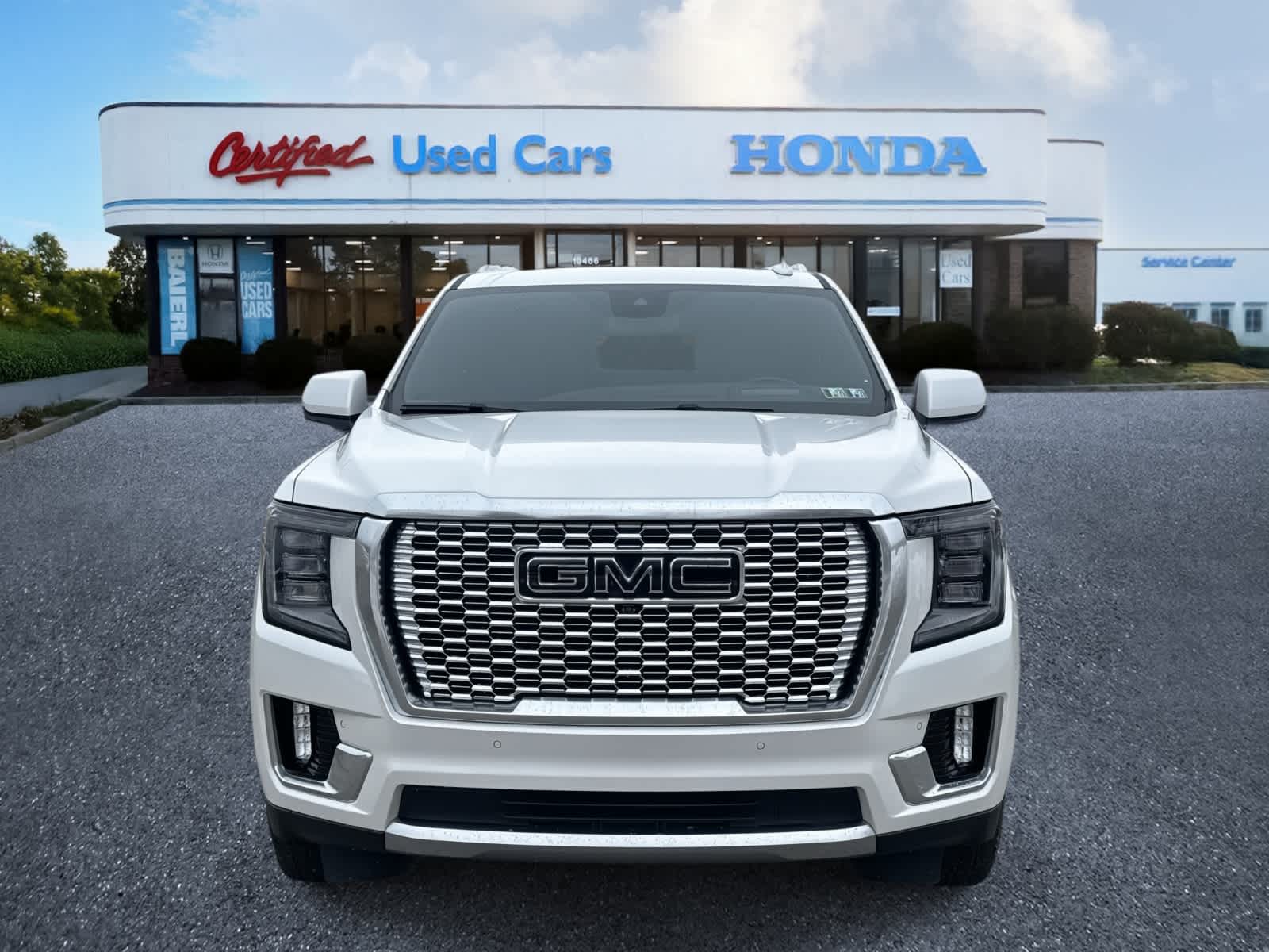 Thumbnail: 2023 GMC Yukon XL - 8