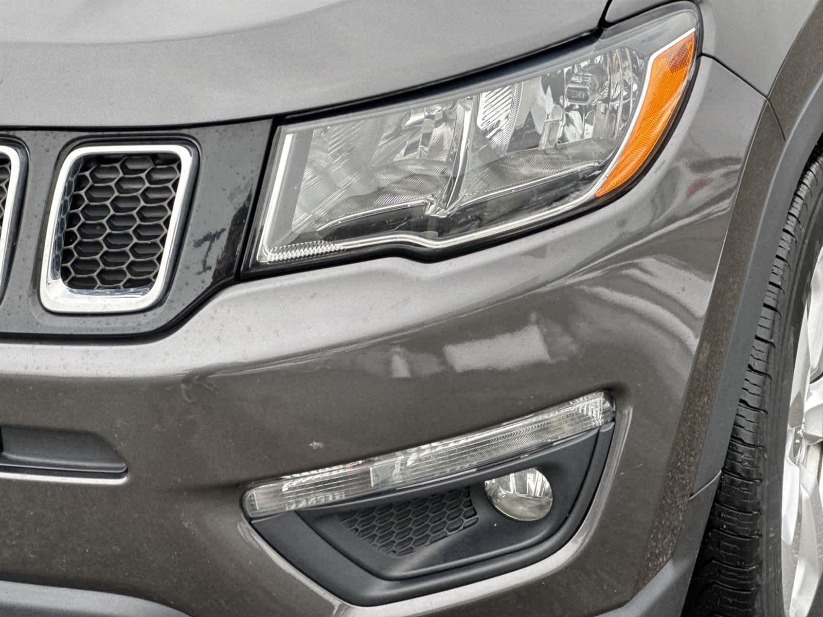 Thumbnail: 2018 Jeep Compass - 9