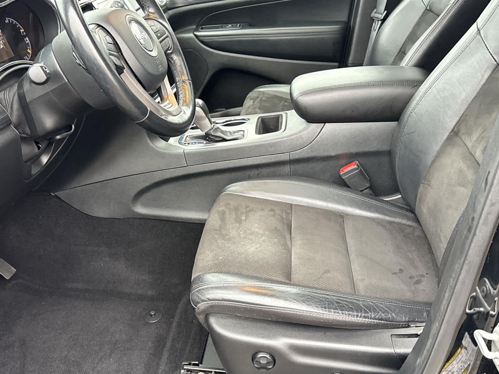 Thumbnail: 2020 Jeep Grand Cherokee - 12