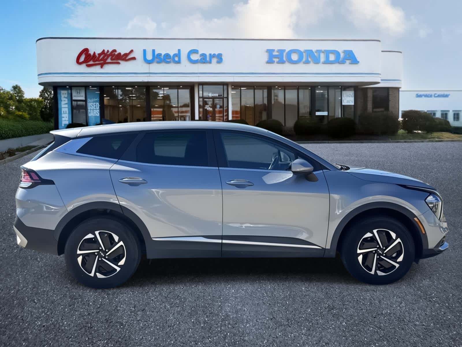 Thumbnail: 2023 Kia Sportage - 6