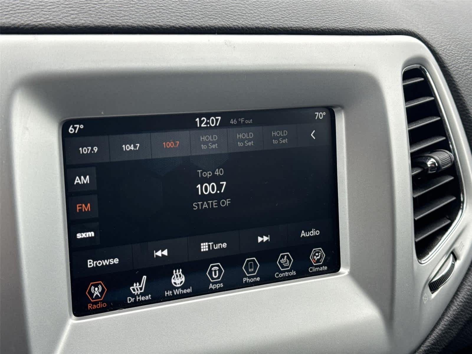 Thumbnail: 2019 Jeep Compass - 24