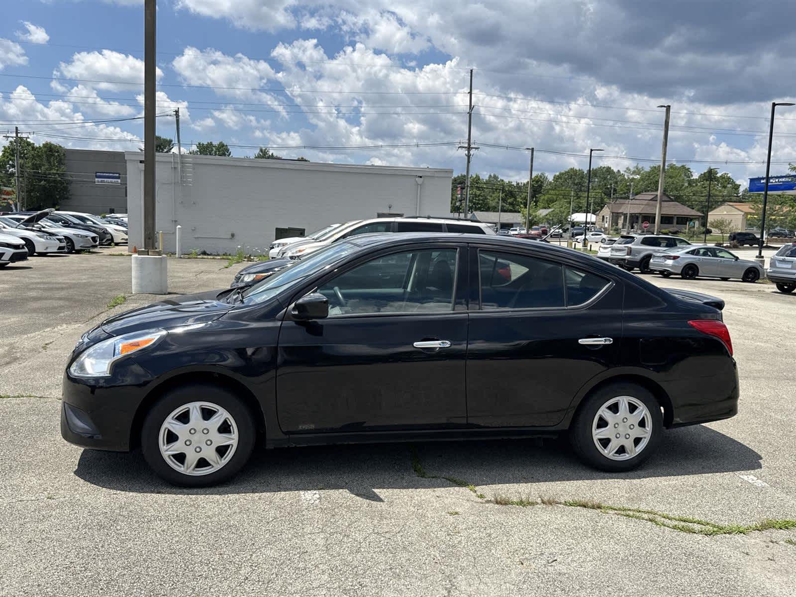 Thumbnail: 2019 Nissan Versa - 3