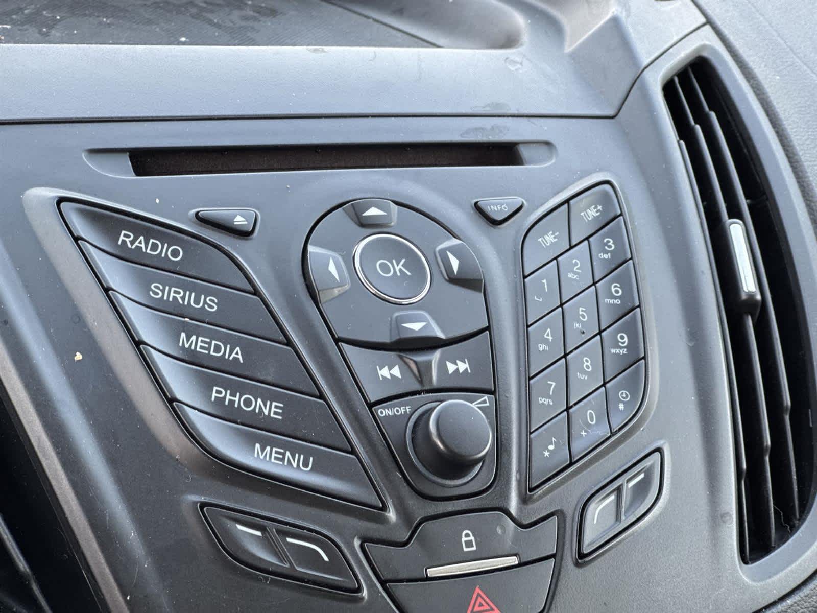 Thumbnail: 2015 Ford Escape - 24