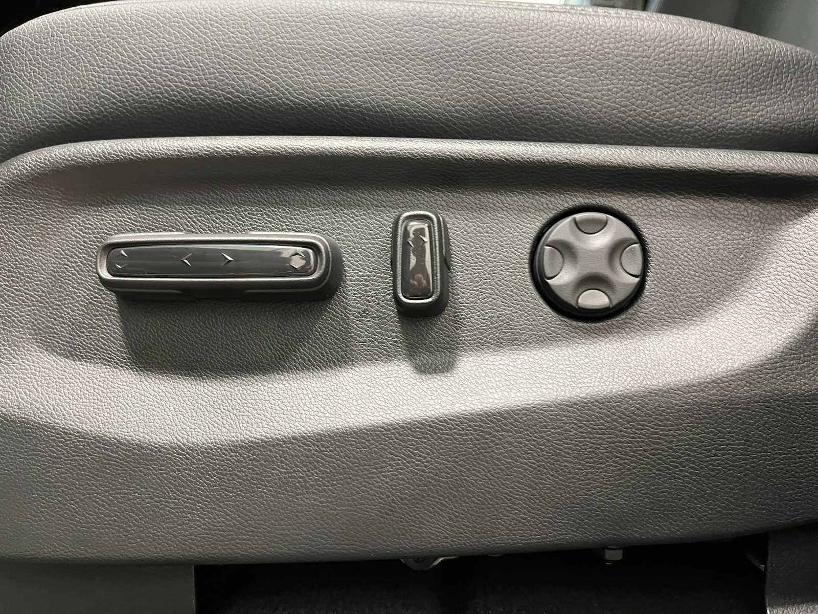 Thumbnail: 2026 Honda Odyssey - 13